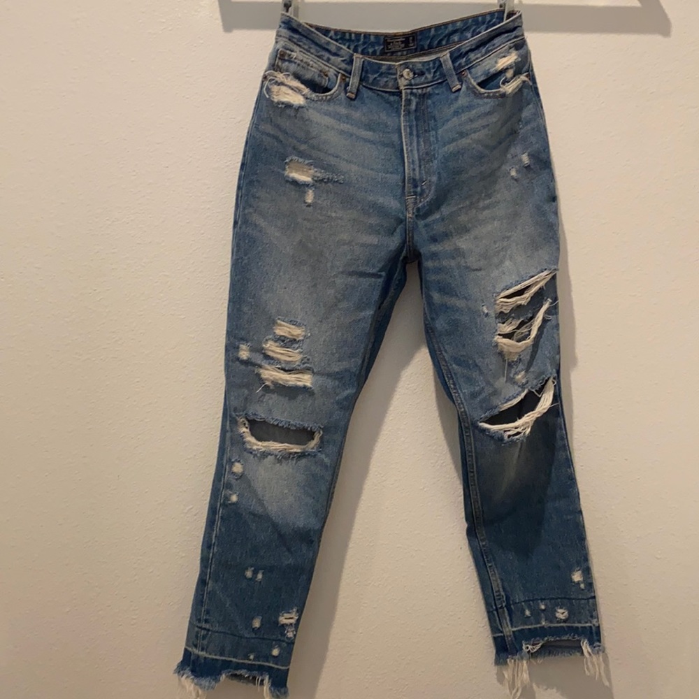 A&F Annie High Rise Girlfriend Jeans